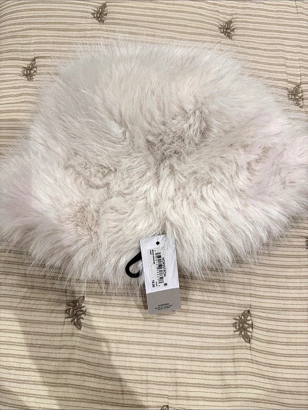 Nordstrom Faux Fur Hat in White NWT BP.